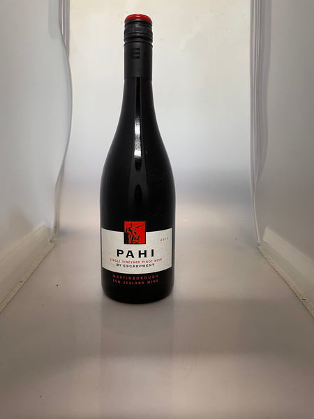 Escarpment Pahi 2015 Martinborough Pinot Noir