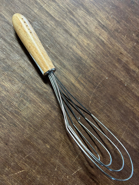 Dishy Metal Whisk Beech 30cm