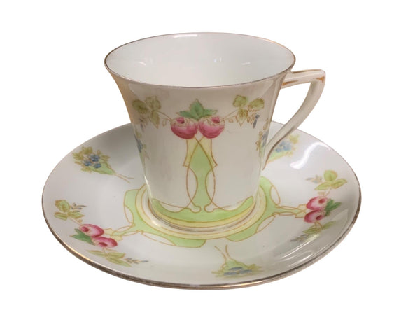 Vintage Collectors Tea Cups & Saucers