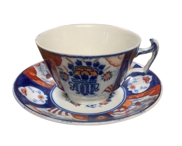Vintage Collectors Tea Cups & Saucers