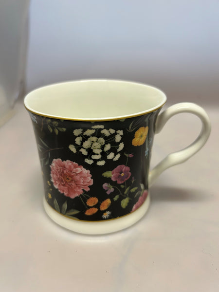 Fine Bone China Palace Mug