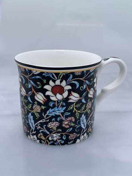 Fine Bone China Palace Mug