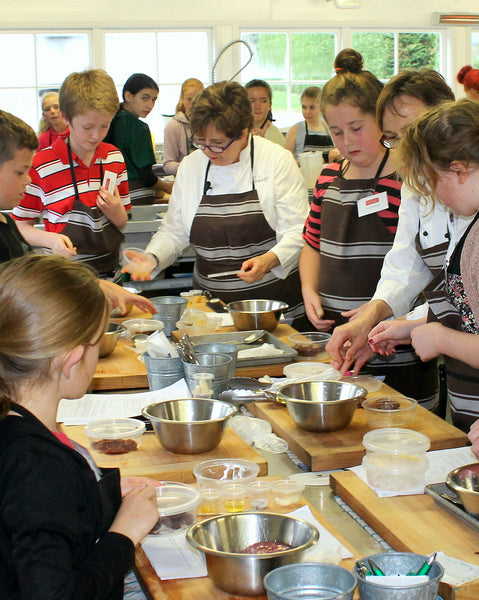Kids in The Kitchen: Eat your way around the country