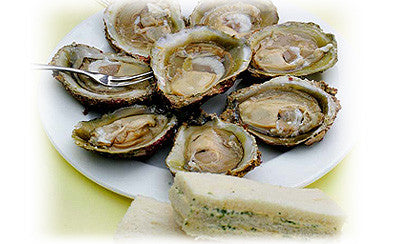 BLUFF OYSTERS WITH HORSERADISH SANDWICHES