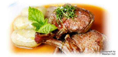 LAMB CUTLETS WITH WARM MINT SAUCE